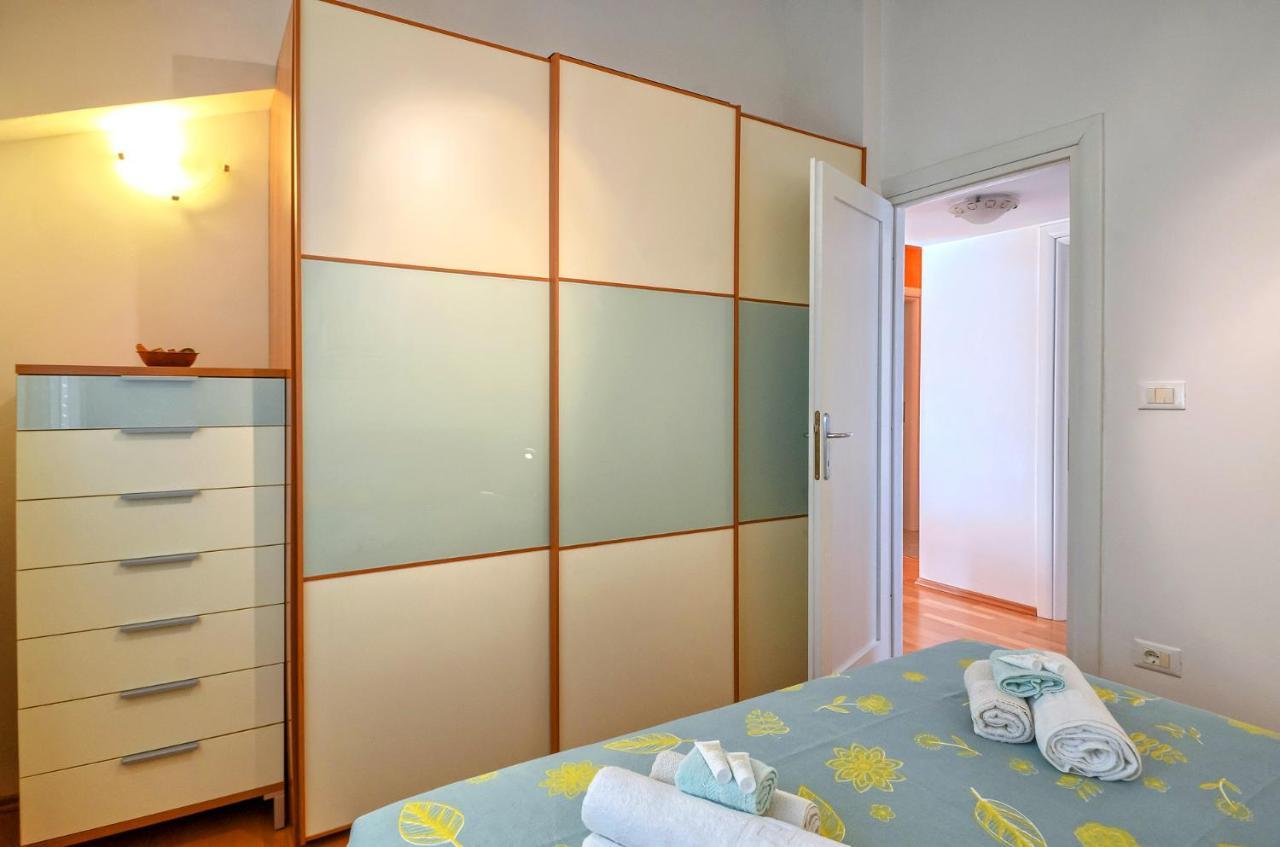 Apartman Maksim バニョレ エクステリア 写真